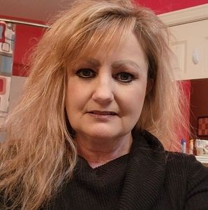 Meet your Posher, Robyn